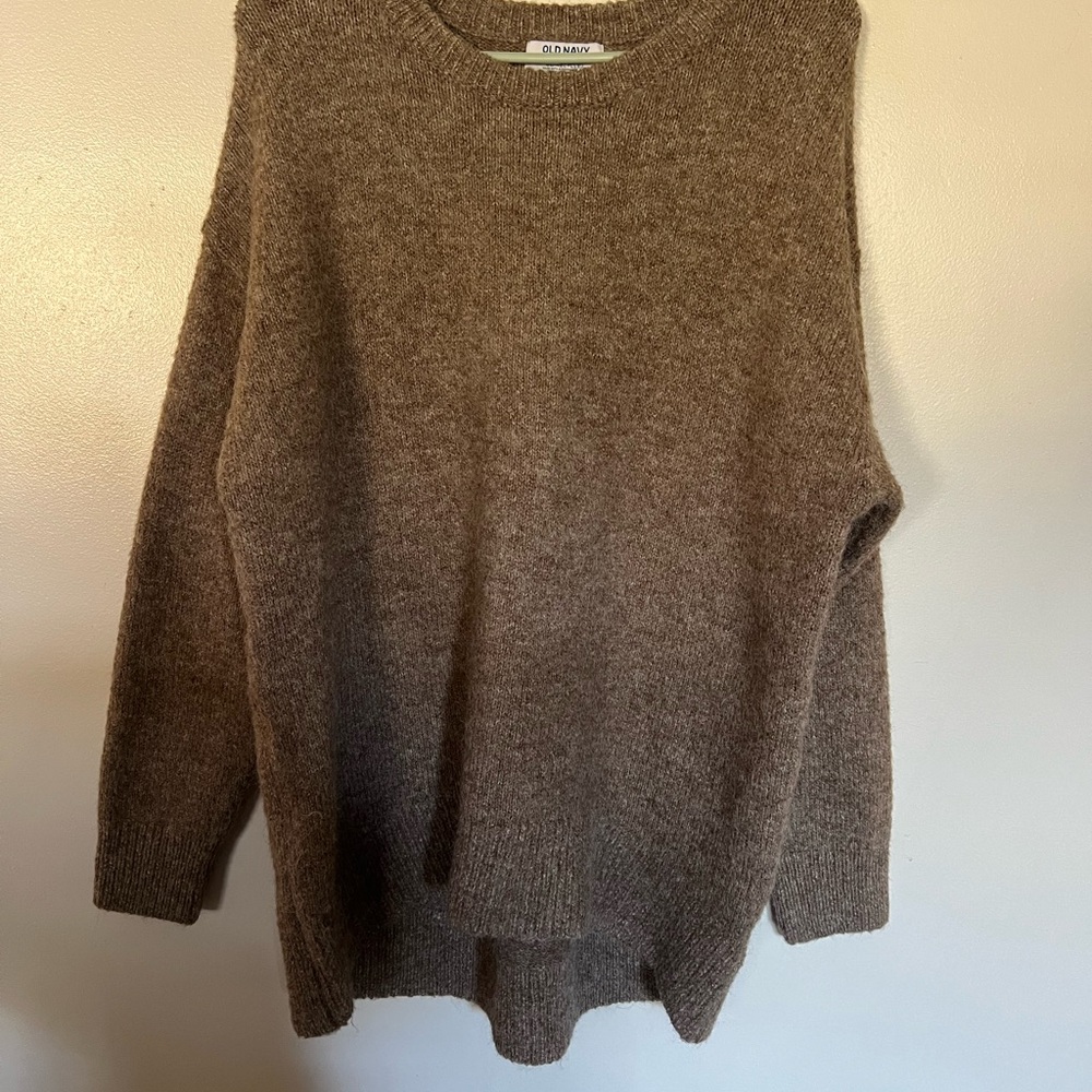 Old Navy Women's Cozy Brown Crew Neck Sweater